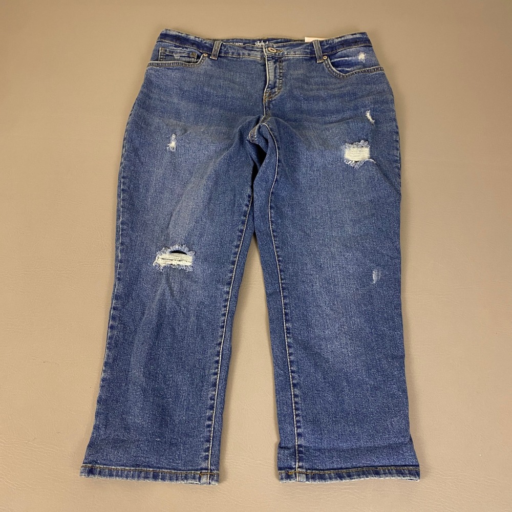 Style & Co Curvy Capri Jeans Womens 12P Honeybee Wash Distressed Mid Rise NWT